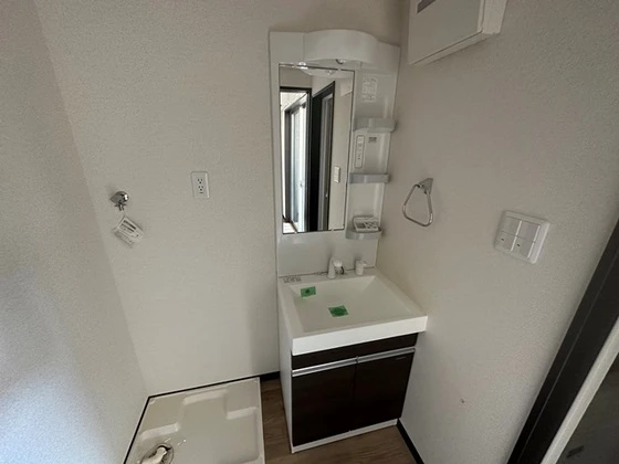 尾長東アパートD棟