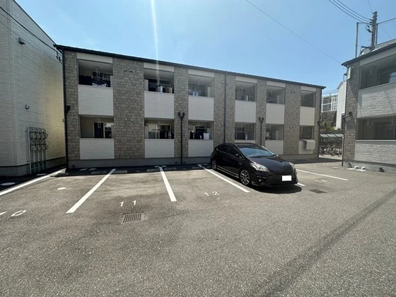 尾長東アパートD棟