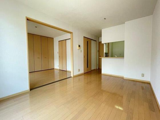 サン・クレバリーB棟