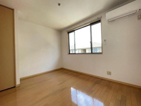 サン・クレバリーB棟