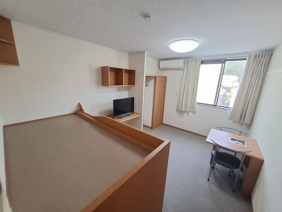 レオパレスアイランドパレス