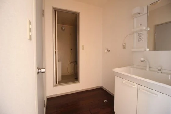 サンビレッジ西大寺 A