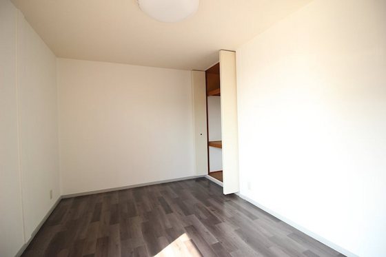 サンビレッジ西大寺 A