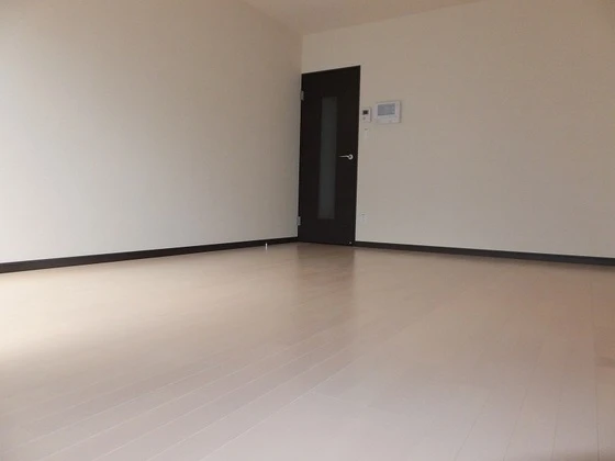 レオネクスト瀬戸駅前