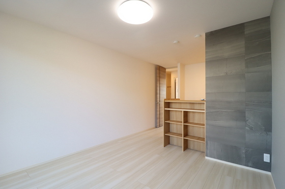 フリージア B棟