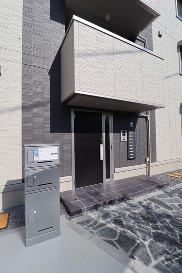 フリージア B棟