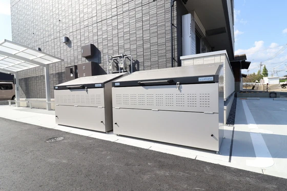 フリージア B棟