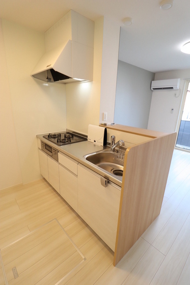 フリージア B棟