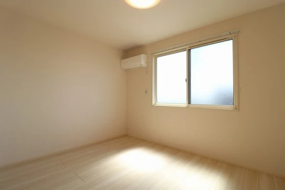 フリージア B棟