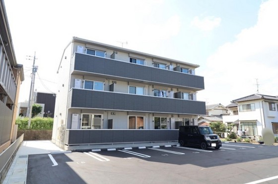 フリージア B棟