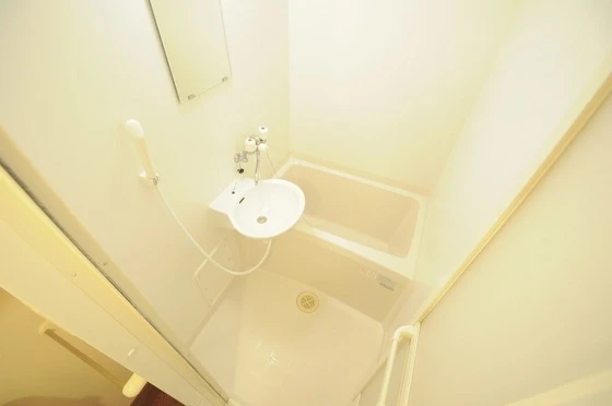 レオパレスコンフォート東野