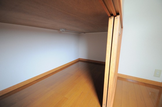 レオパレスコンフォート東野