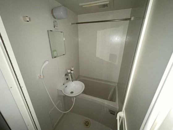 レオパレスエリアクエスト