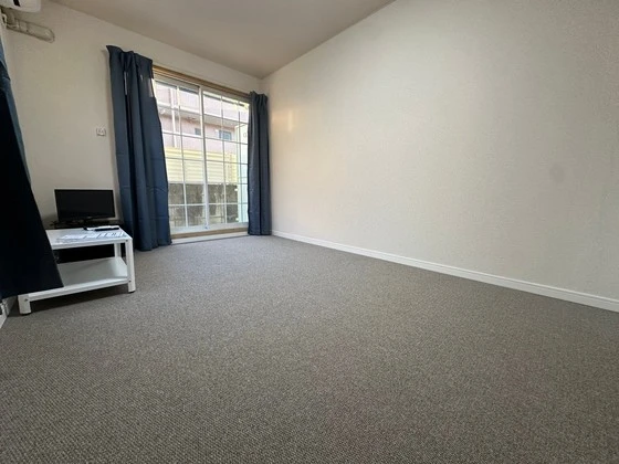 レオパレス中筋