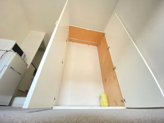 レオパレス中筋