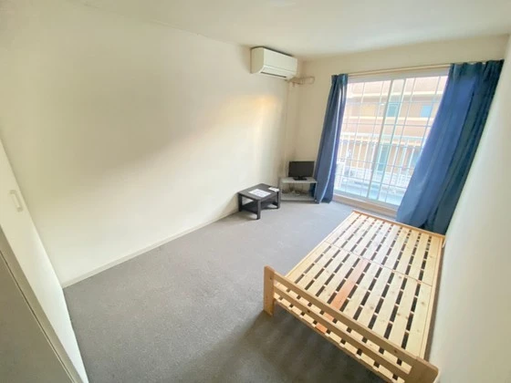 レオパレス中筋