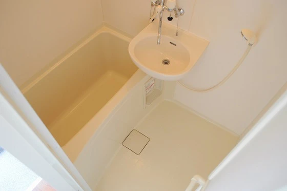 レオパレス中筋