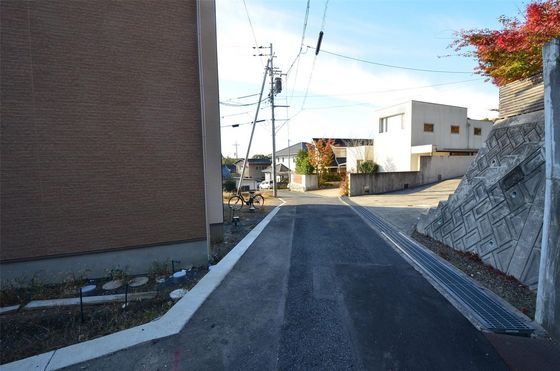 レイールプラス