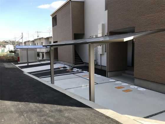 レイールプラス