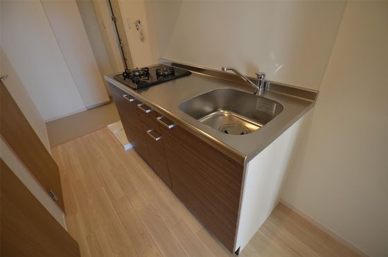 レイールプラス