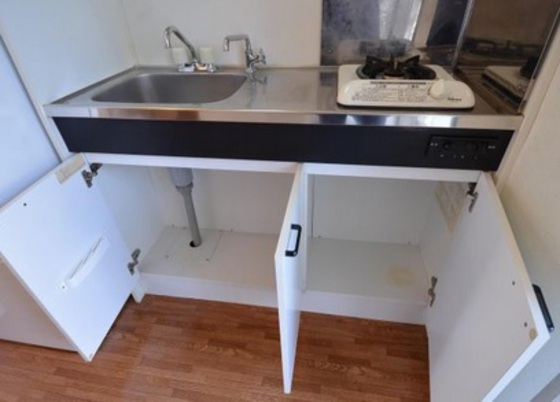 ホワイトメゾン百合