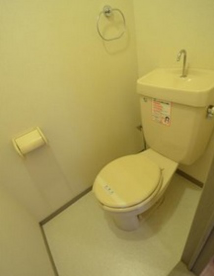 ホワイトメゾン百合