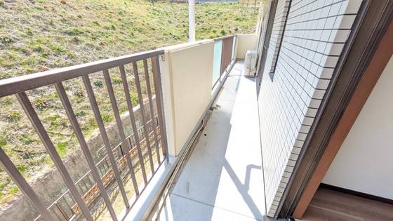 サンヒルズ戸坂壱番館