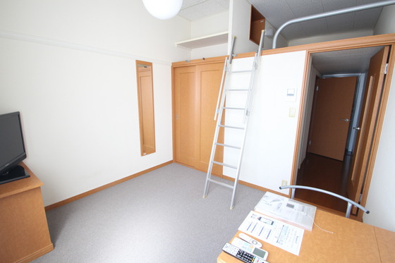 レオパレスセレステ