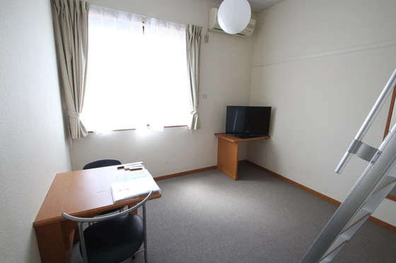 レオパレスセレステ