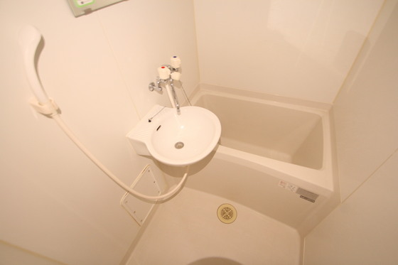 レオパレスセレステ