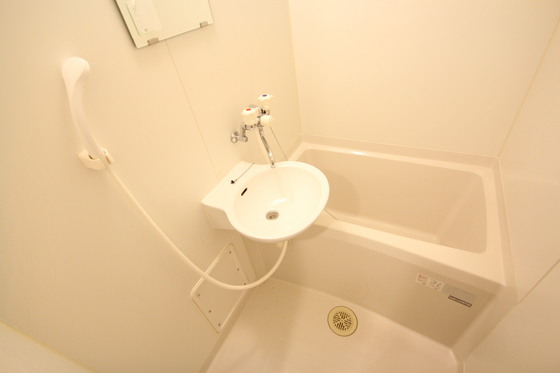 レオパレスセレステ