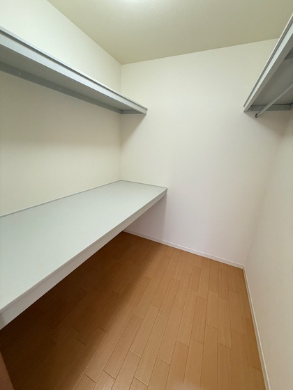 ヴィラージュ B棟