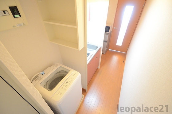 レオパレスアクシス