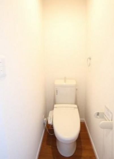 ラ・イース松新町