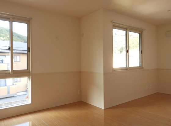 ファミリーヒルズ A棟