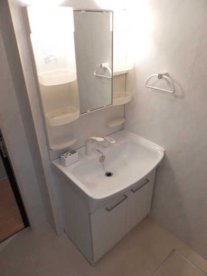 ファミリーヒルズ A棟