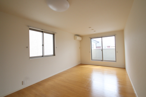 ドゥミュミュール