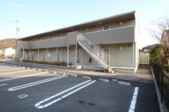 セジュール瀬戸下 B棟