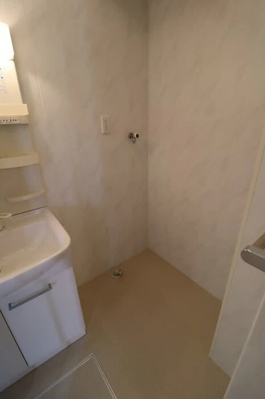 セジュール瀬戸下 B棟