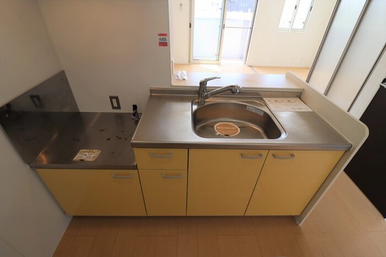 セジュール瀬戸下 B棟