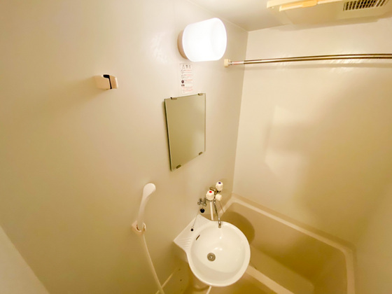 レオパレス恵夢伍番館