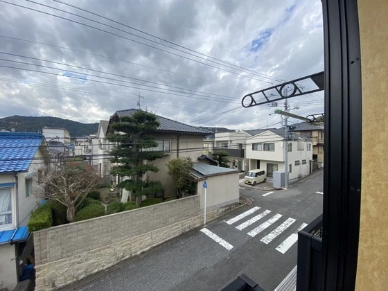 レオパレス己斐中壱番館