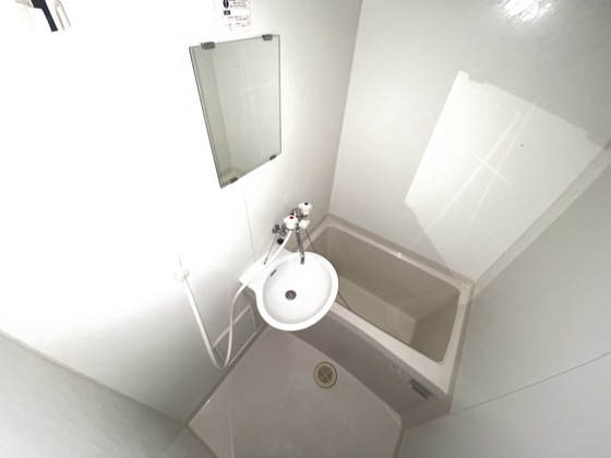 レオパレス己斐中壱番館