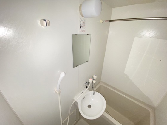 レオパレス己斐中壱番館