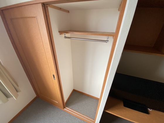 レオパレス己斐中壱番館