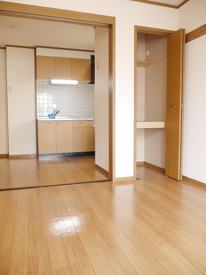 グリーンパレスA