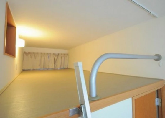 レオパレスリベルタ