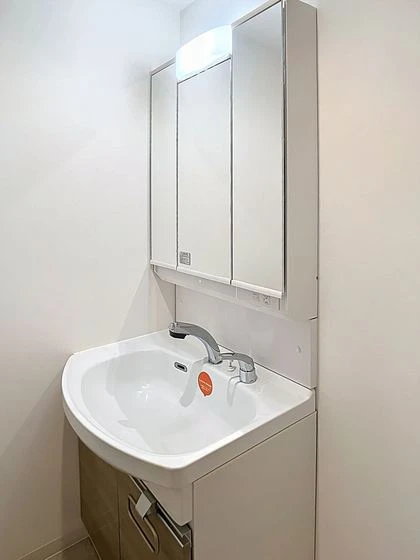 ゲパール高島駅前