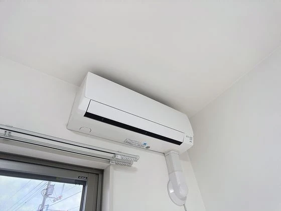 ゲパール高島駅前