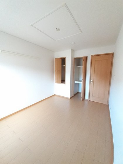 アルカンシェル D棟